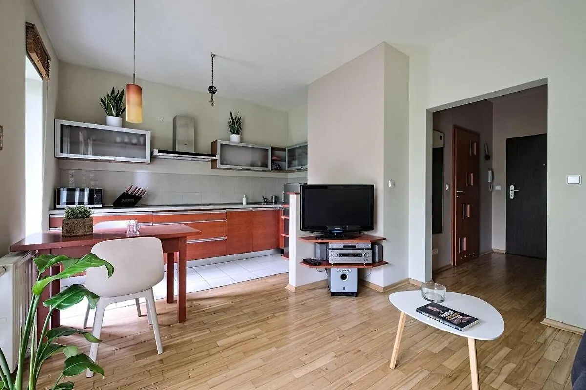 Urban Nest - Waw Chopin Airport Wygledowska 10 Apartment Warsaw