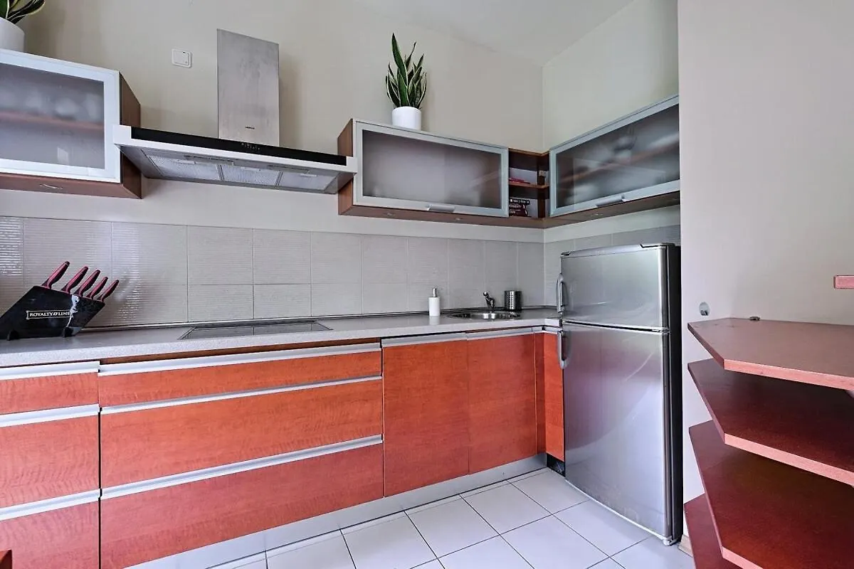 Urban Nest - Waw Chopin Airport Wygledowska 10 Apartment Warsaw